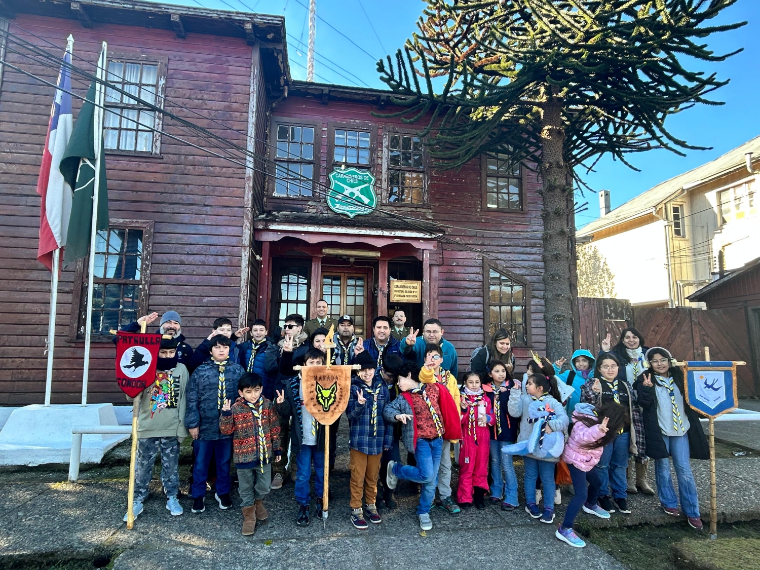 “Día de los Patrimonios”: Comunidad visitó cuarteles de Carabineros y se reencuentra con la historia institucional en Aysén