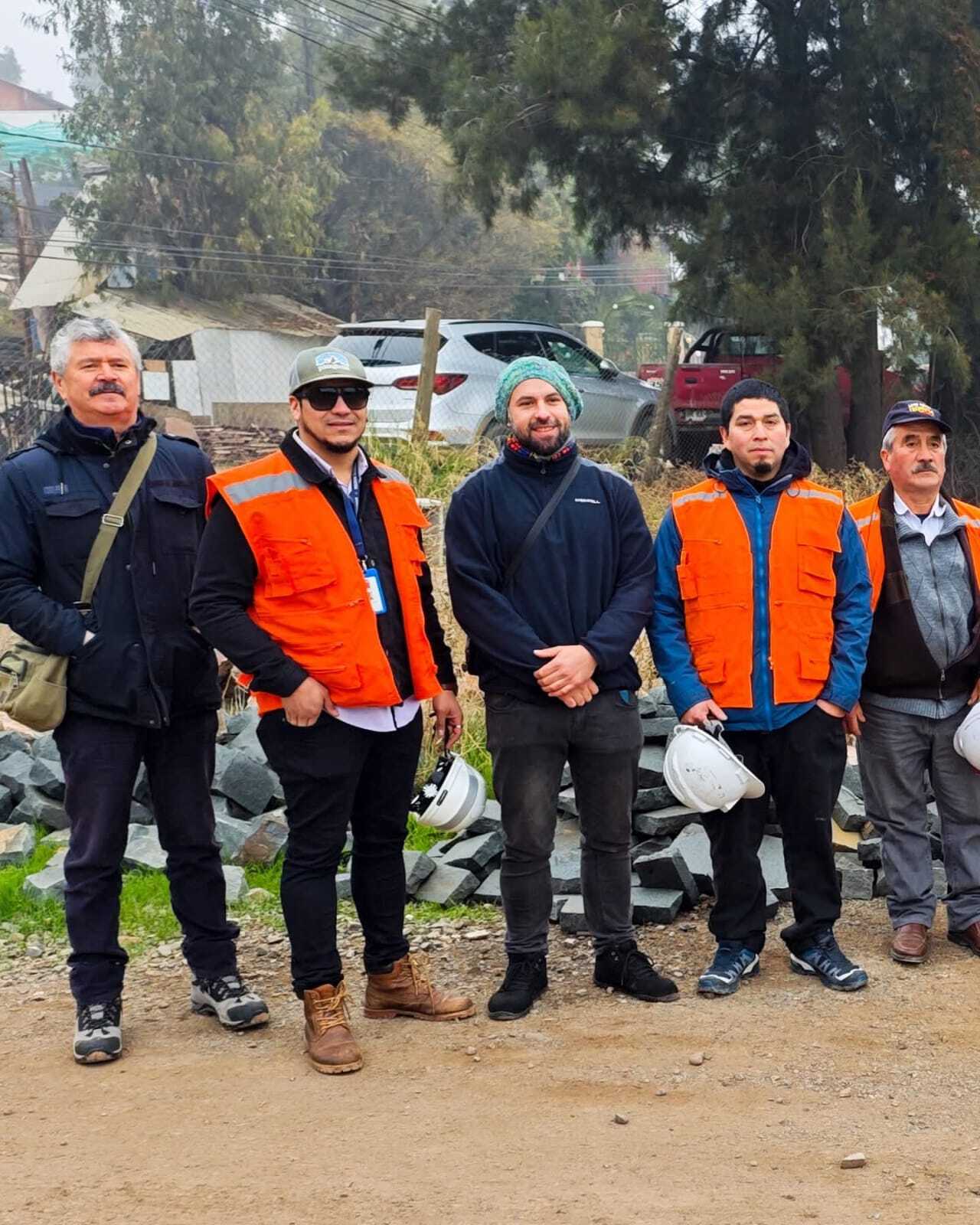 Mineros artesanales de Aysén fortalecen su oficio con pasantía en canteras de Colina