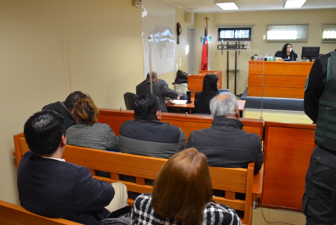 JUZGADO DE GARANTÍA DE COYHAIQUE DECRETA ARRAIGO DE EXALCALDE Y EXCONCEJALES IMPUTADOS POR MALVERSACIÓN DE CAUDALES PÚBLICOS