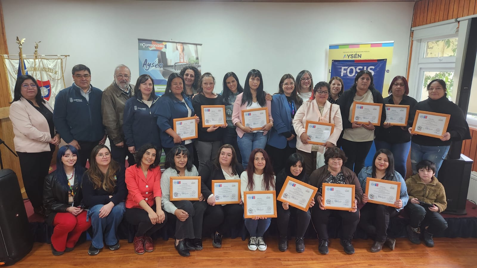 15 mujeres de Coyhaique se capacitaron en el cuidado de personas mayores