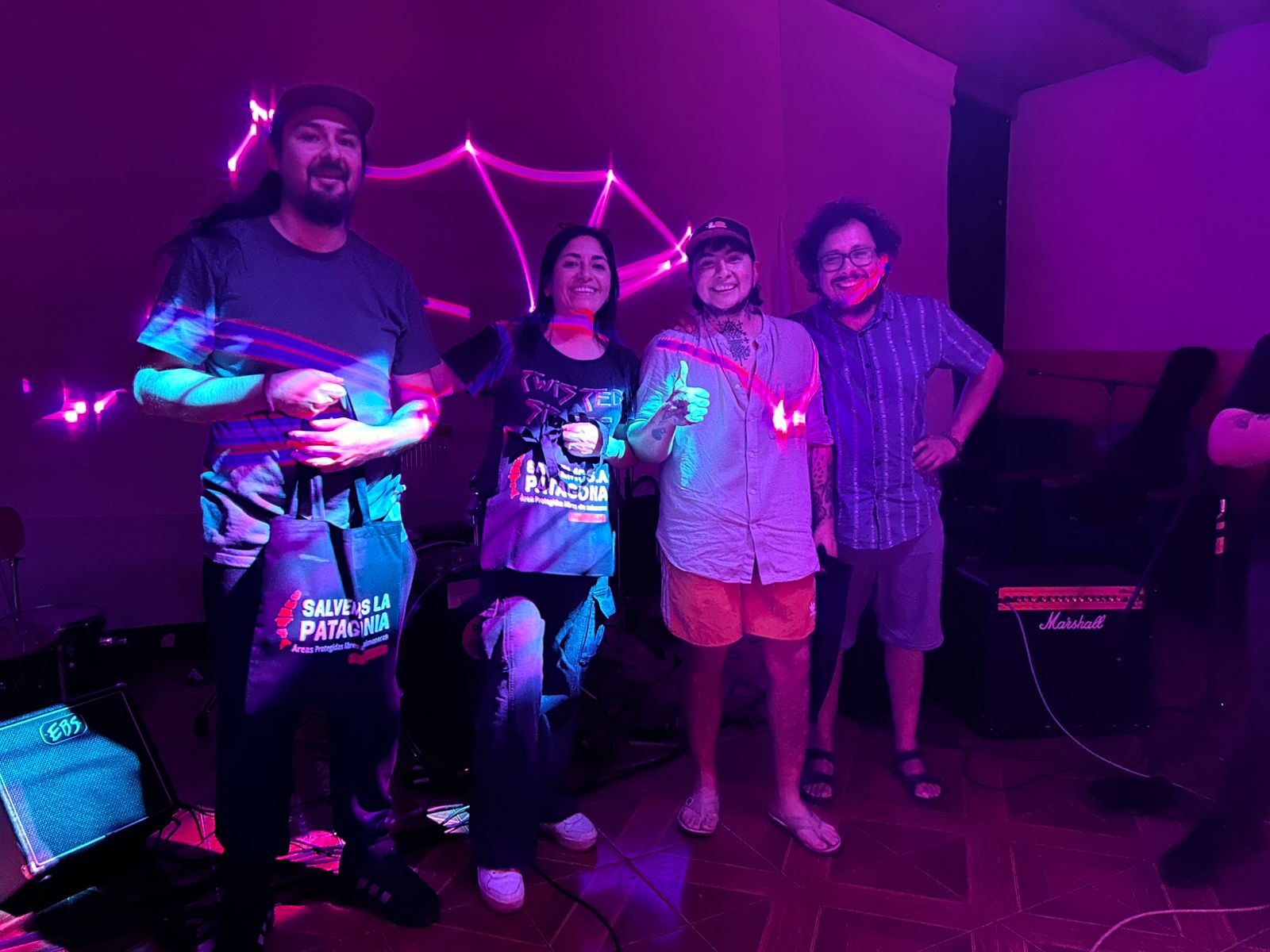  Más de 200 personas alzaron la voz en Coyhaique en el “Festival por la Tierra y el Mar”