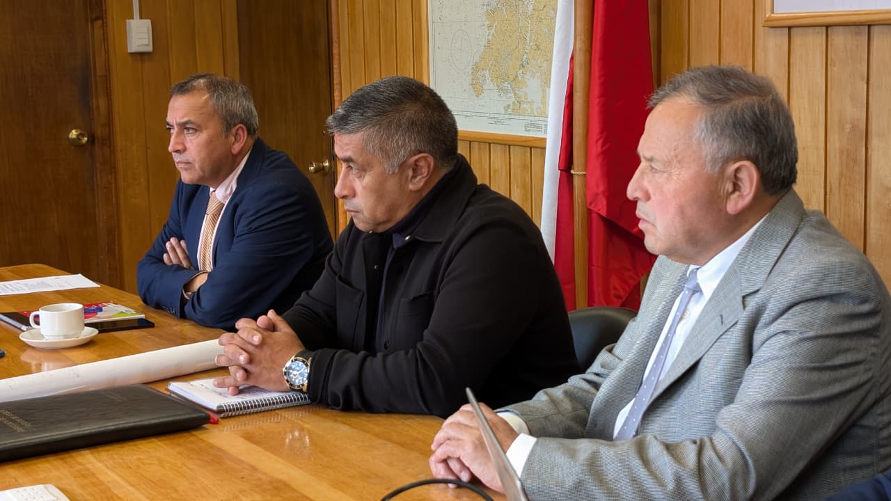 Delegación de General Carrera aborda mantención de ruta a Chile  Chico y anticipa avances en pavimentación 